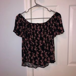 Off the shoulder, no straps floral blouse